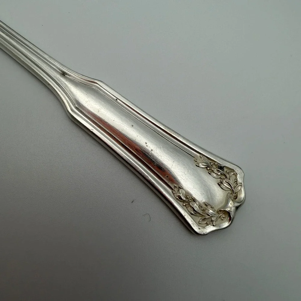 1835 R Wallace‎ Troy Silverplate Flat Butter Spreader Pat Vintage